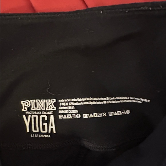 Victoria's Secret PINK women’s Black Leggings - Picture 3 of 3